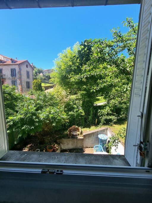 Appartement Centre Ville Terrasse Jardin Garage Chez Priscilla Aurillac Dış mekan fotoğraf